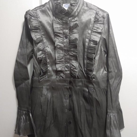 Diane Gilman Jackets & Blazers - Woman's Diane Gilman button up jacket